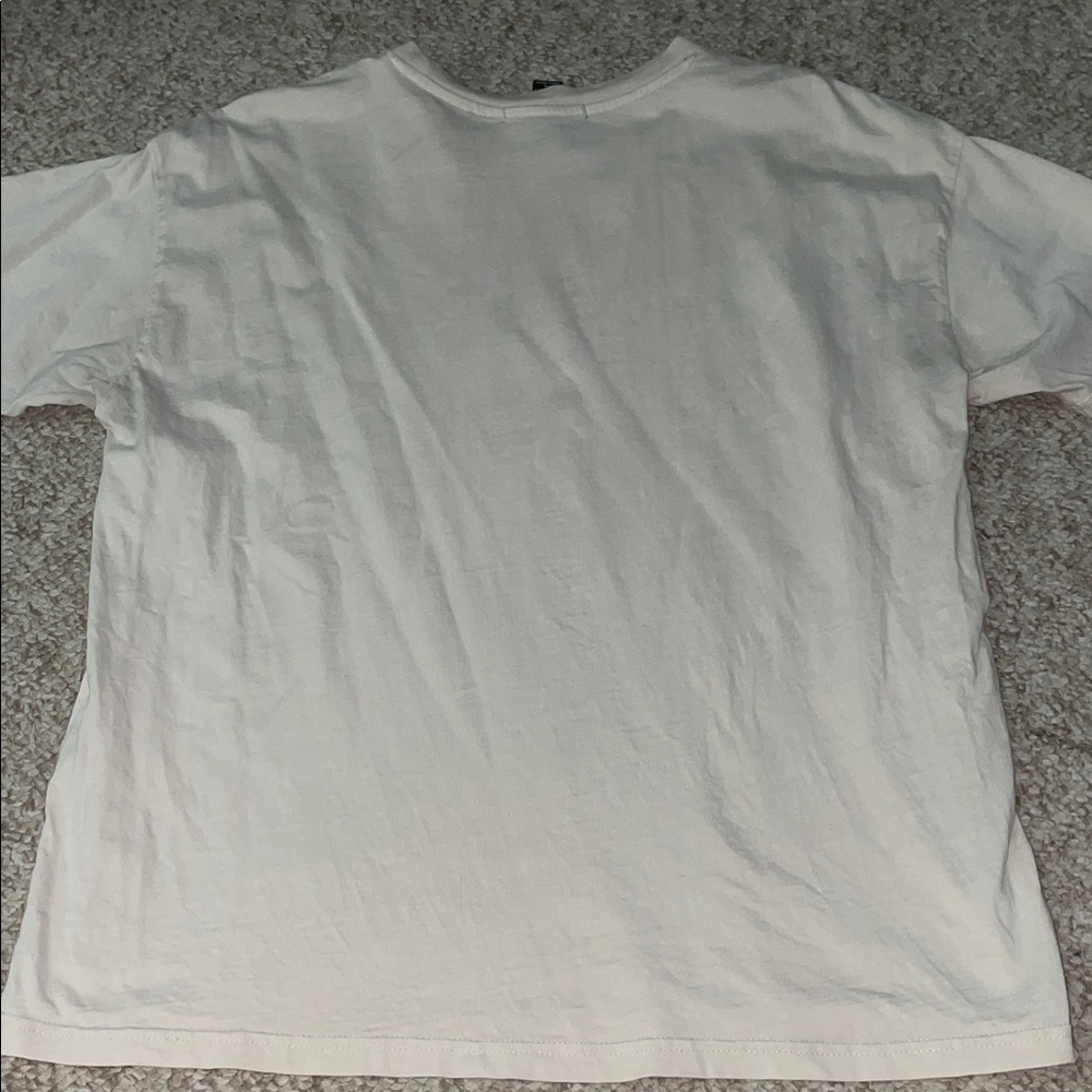 Forever 21 California Graphic T-Shirt - Picture 6 of 6